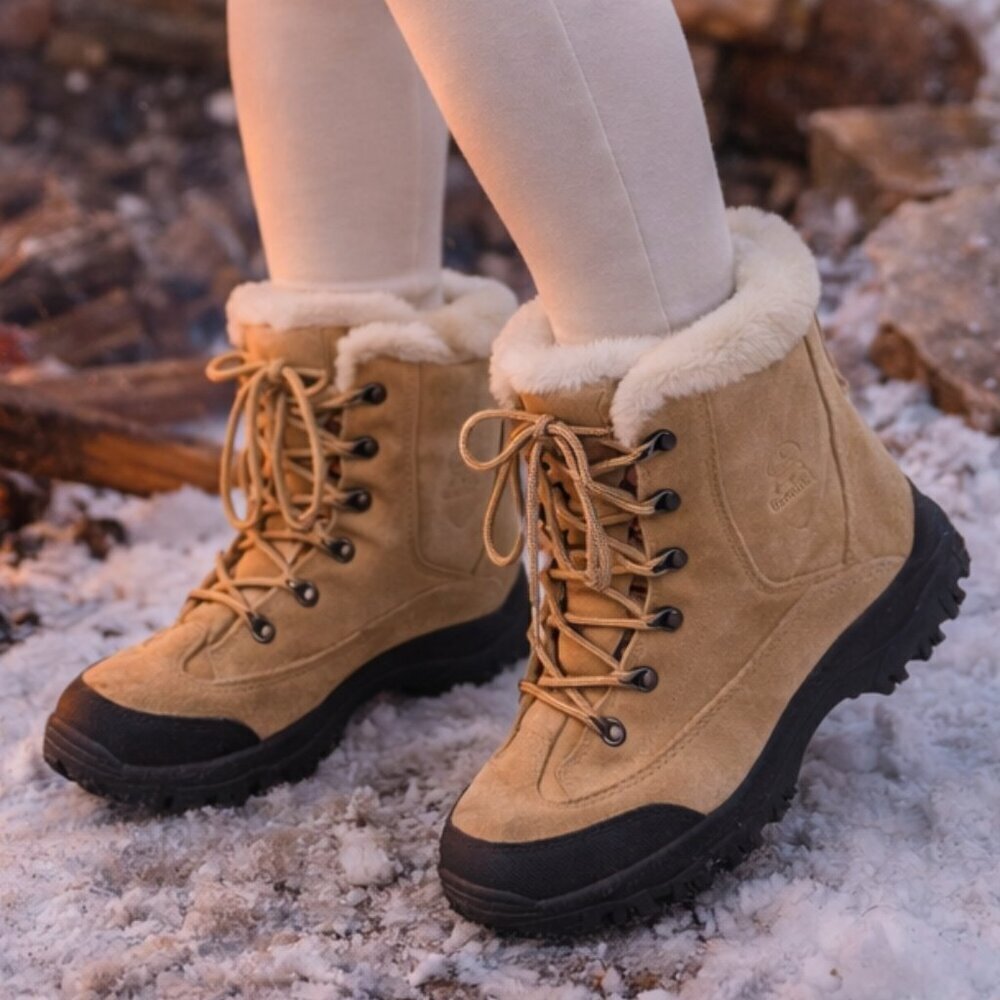 Weatherproof! Kamik Cedar Winter Boots — Natural Tan Suede (Size 8
